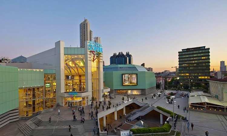 biggest shopping center in the world